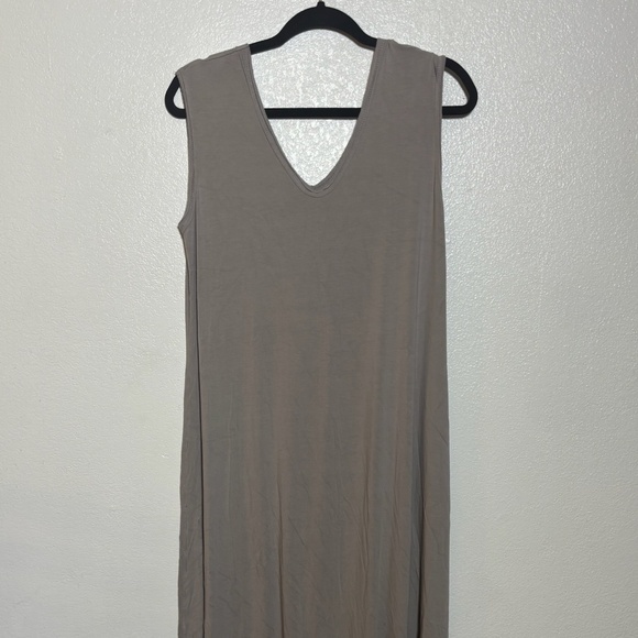 Ruby Jane Sleeveless Maxi Dress Size 3 – Taupe - Picture 1 of 10